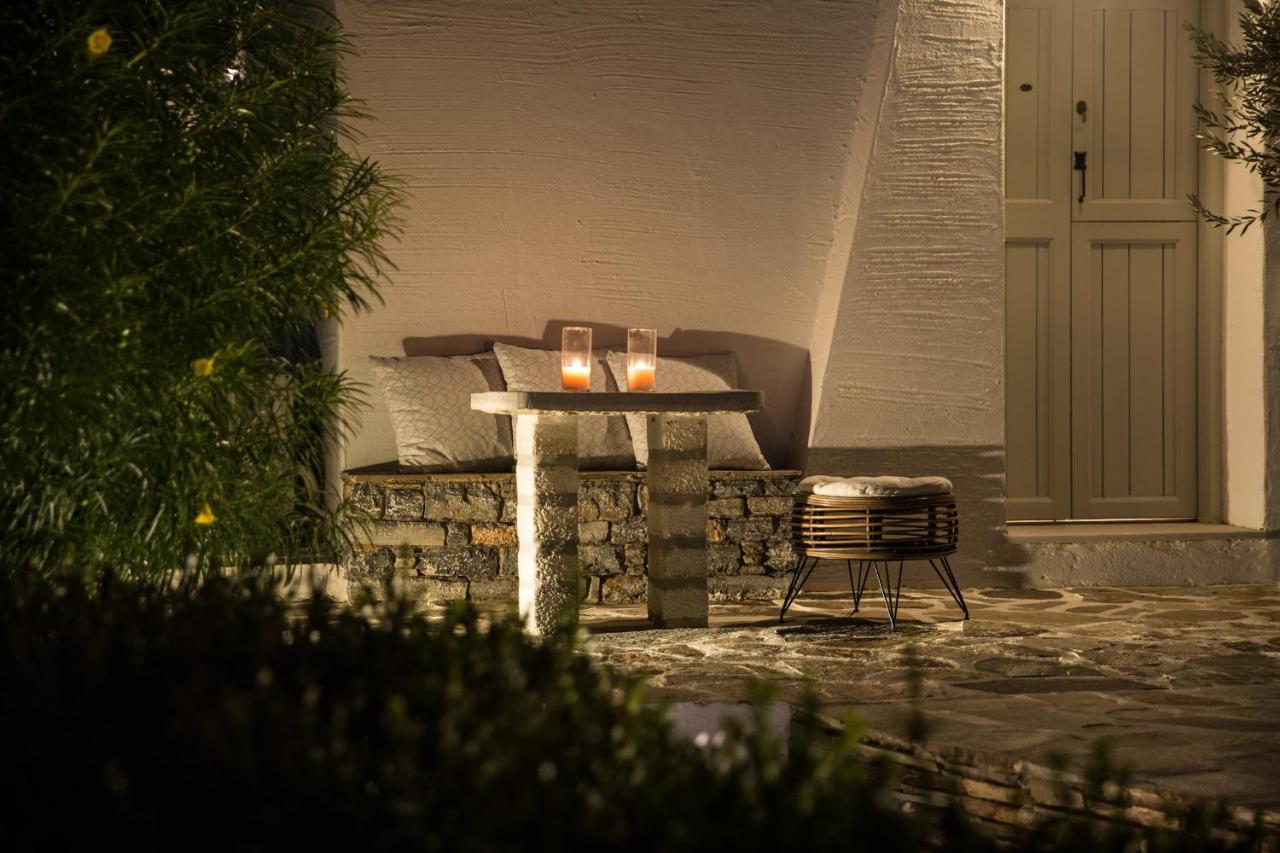 Ostria Inn Moutsouna Exterior photo